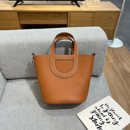 2024 New Vegetable Basket Bag First Layer Cowhide Large Capacity Portable Bucket Bag Women's Bag Designer Bags Luxury