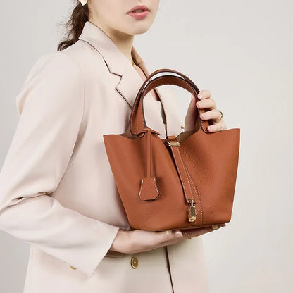 2024 New Water Bucket Baocai Basket Women's Bag Genuine Leather Handbag Mommy Bag Bridal Wedding Bag Luxury