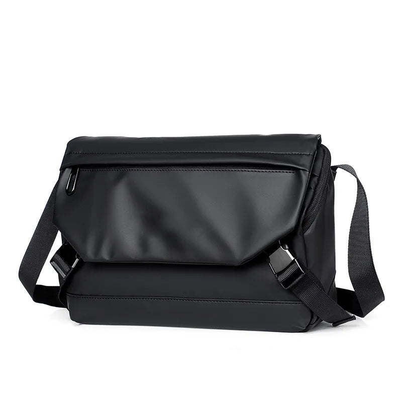 2024 New Waterproof Black Shoulder Bag Men Vintage Motorcycle Travel Bag Large Business Casual Crossbody Bags for women