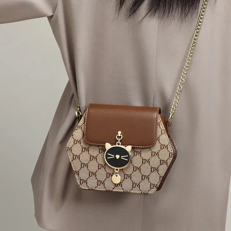 2024 New Women's Bag Crossbody Bag High-end Autumn and Winter Chain Bag Light Luxury Small Bags Luxury Designer Handbag