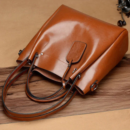2024 New Women's Bag Genuine Leather Shoulder Crossbody Bag Handheld Large Bags Oiled Waxed Cow Leather Bag Luxury Bags