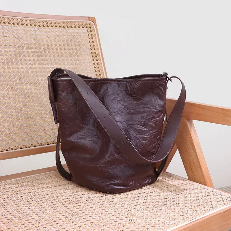 2024 Simple Minority Designer Genuine Leather Bucket Bag High Quality Large Capacity Commuter Tote Shoulder Bags Casual Bolsos