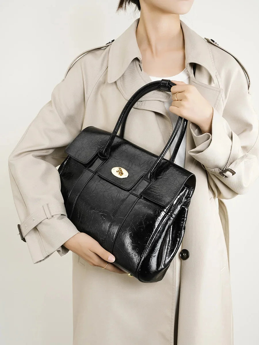 2024 Spring New women's large-capacity black genuine leather Tote fashion cowhide hand retro lawyer envelope bag