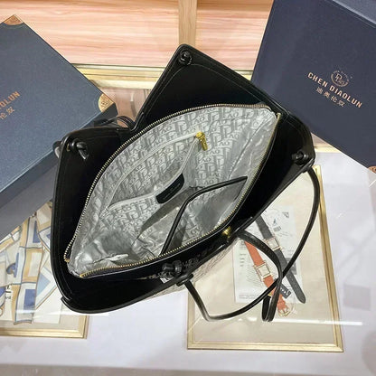 2024 Summer New Advanced Embroidery Large Capacity Tote Live Volume Commuter Single Shoulder Women's Mommy Vintage Bag