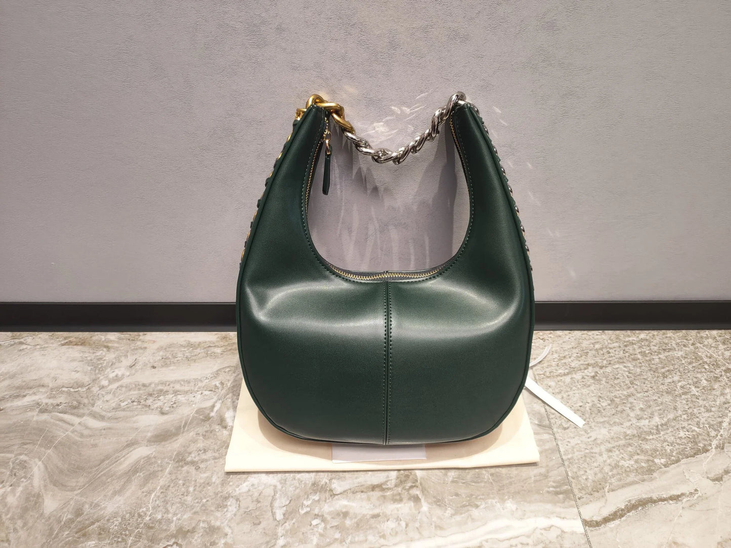 2024 high quality  Women's Bag Trend Single Shoulder Messenger Chain Bag  Women's Handbag Fashion Brand Bag