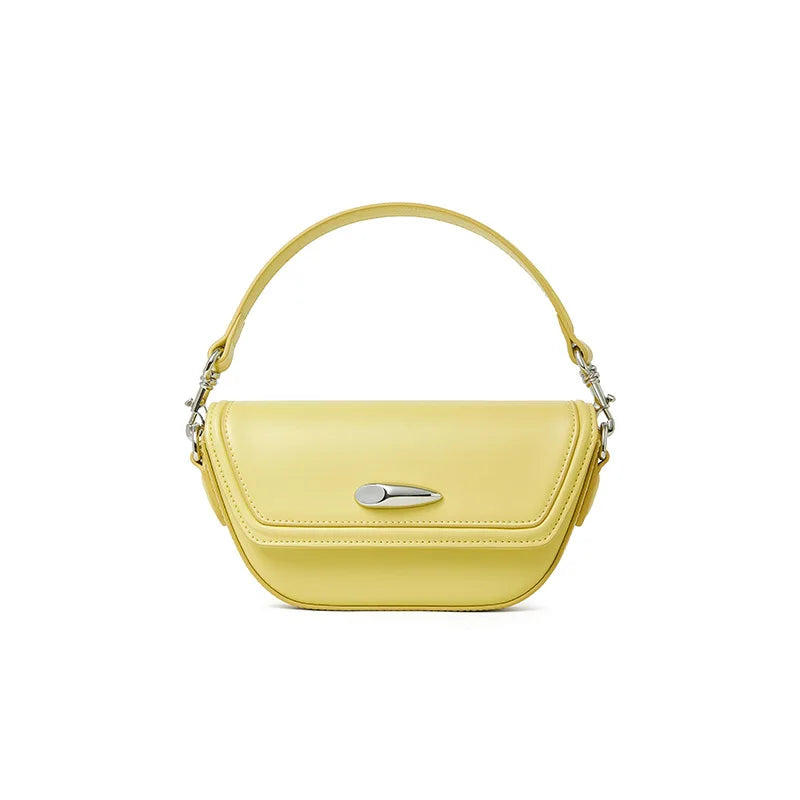 2024 leather strawberry bag, cowhide mobile phone bag, hand-held crossbody bag, popular Chinese style bag