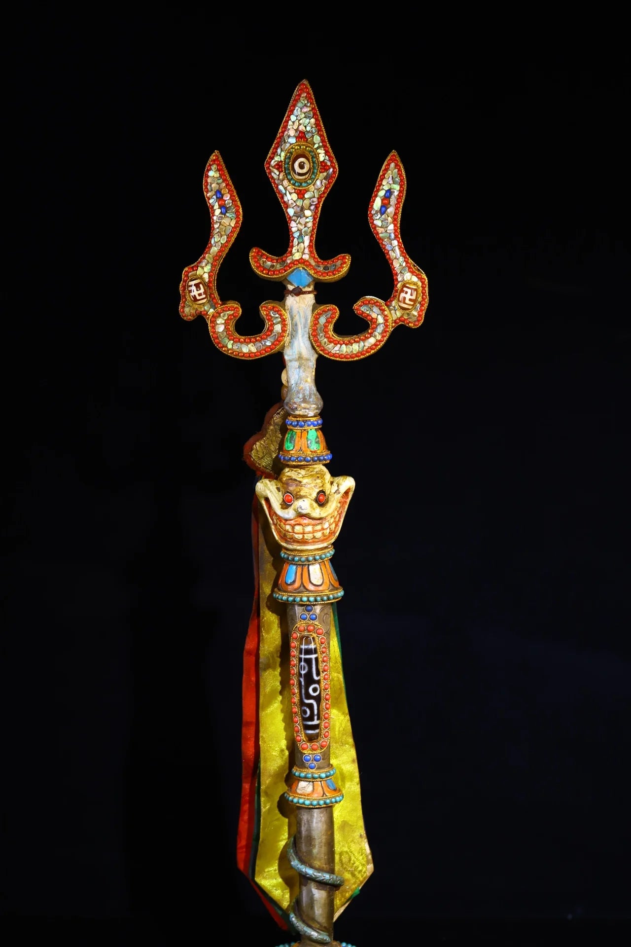 21"Tibetan Temple Collection Old Tiantie Painted Mosaic Gem gZi Beads Skull Head Fork Vajra Phurpa Worship Hall Town house