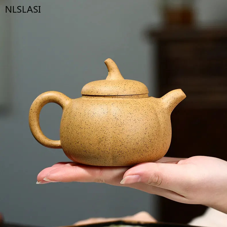 210ml Chinese Yixing Purple Clay Tea Pot Creative Pumpkin Pu 'er Teapot Handmade Beauty Kettle Raw Ore Section Mud Zisha Tea Set