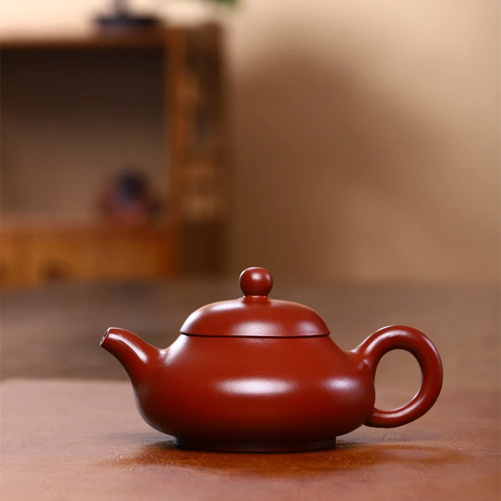 220cc Yixing Purple Clay Teapot Handmade Zhu Mud Kettle Chinese Beauty Tea Infuser Raw Ore Zisha Tea Pot Home Drinkware