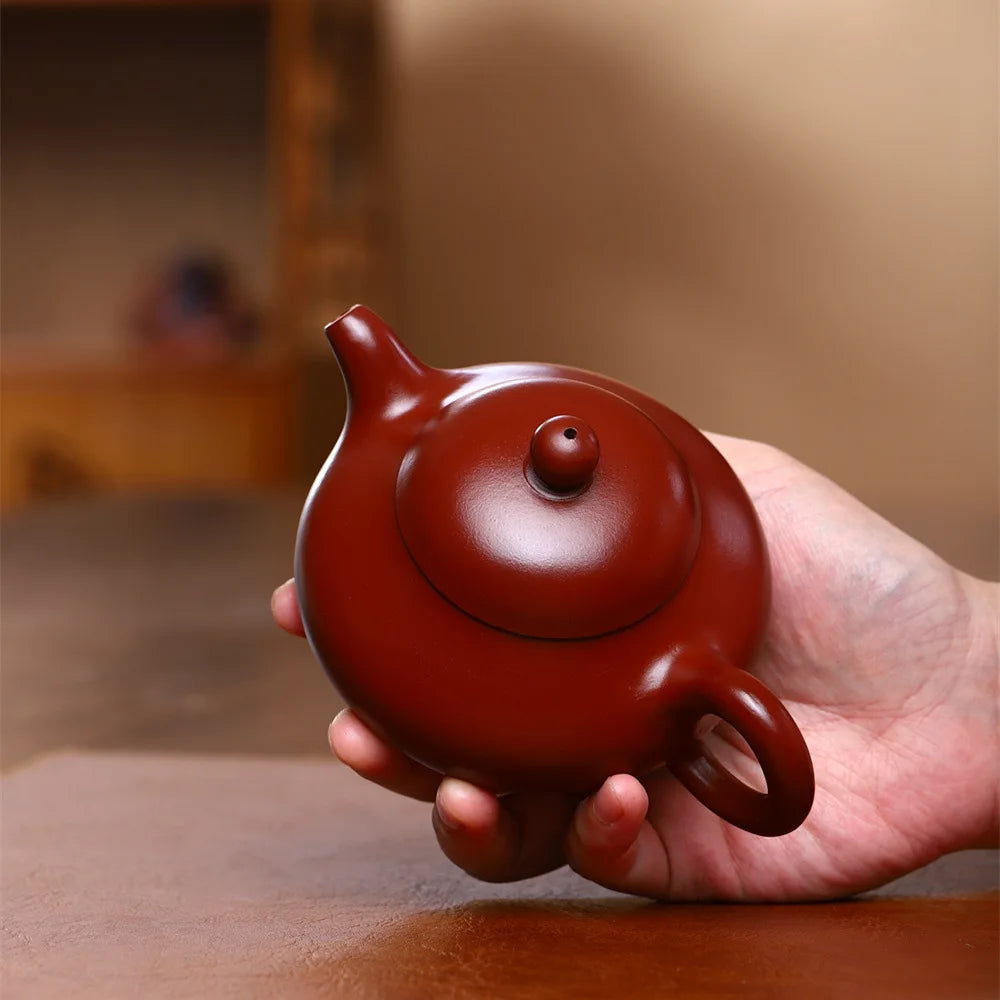 220cc Yixing Purple Clay Teapot Handmade Zhu Mud Kettle Chinese Beauty Tea Infuser Raw Ore Zisha Tea Pot Home Drinkware