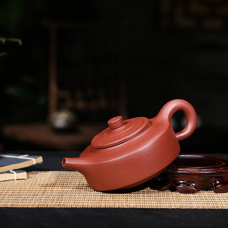 220cc Zisha Pot Famous Hand-made Jujube Red Mud High Quality Purple Sand Week Teapot Black Tea Pu'er Pot Decoration