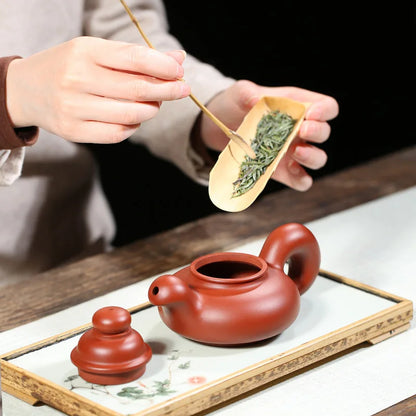 220ml Chinese Yixing High-end Handmade Purple Clay Teapot  Capacity Famous Artists Hand-carved Tea Pot Kettle Zisha Tea Set