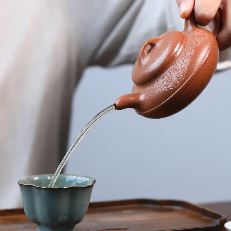 220ml High-end Yixing Handmade Purple Clay Teapot Beauty Kettle Famous Artists Hand-carved Tea Pot Chinese Raw Ore Zisha Tea Set