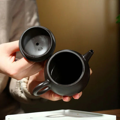 220ml Yixing Purple Clay Teapot Master Handmade Large Diameter Tea Pot Raw Ore Black Mud Kettle Chinese Zisha Tea Set Gifts