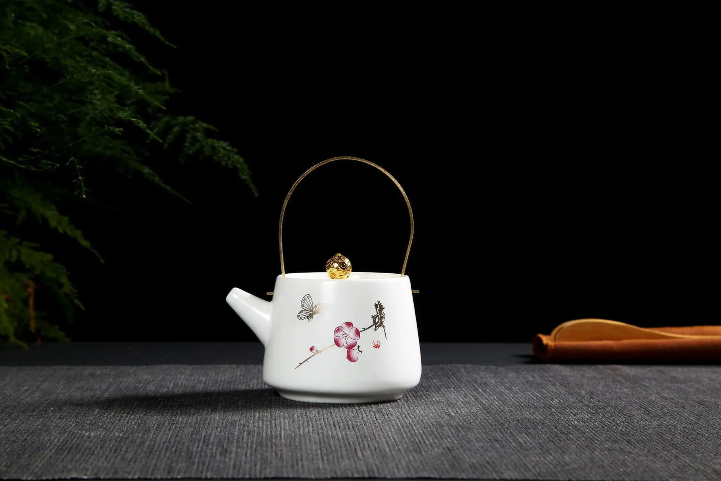 230ml Chinese Style Solid Color Printed Ceramic Matte Handle Teapot with Lid, Festive Party, Business Characteristic Gift