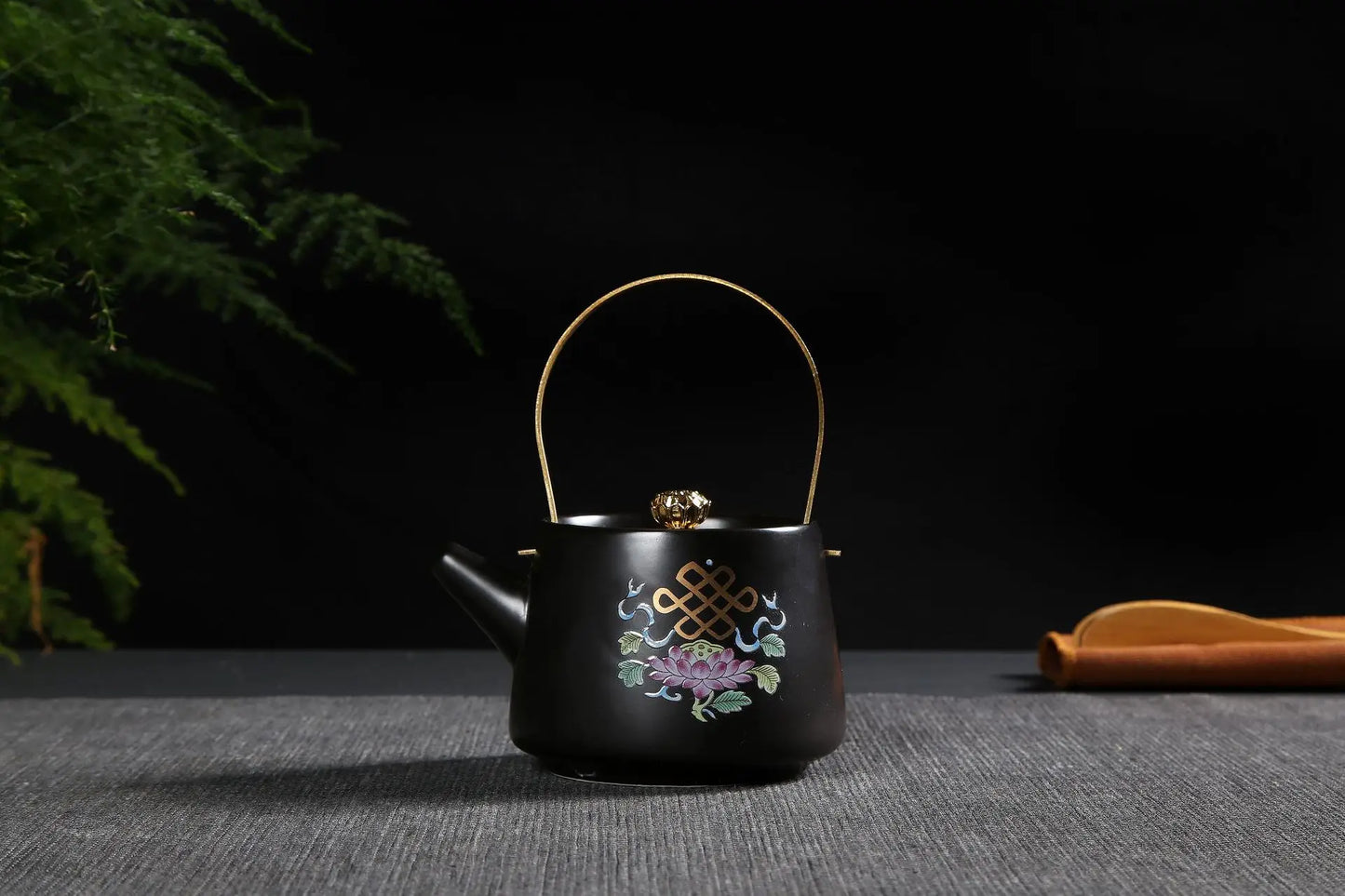 230ml Chinese Style Solid Color Printed Ceramic Matte Handle Teapot with Lid, Festive Party, Business Characteristic Gift