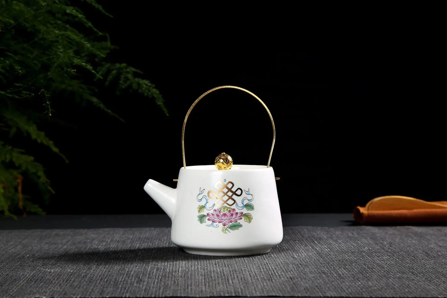 230ml Chinese Style Solid Color Printed Ceramic Matte Handle Teapot with Lid, Festive Party, Business Characteristic Gift