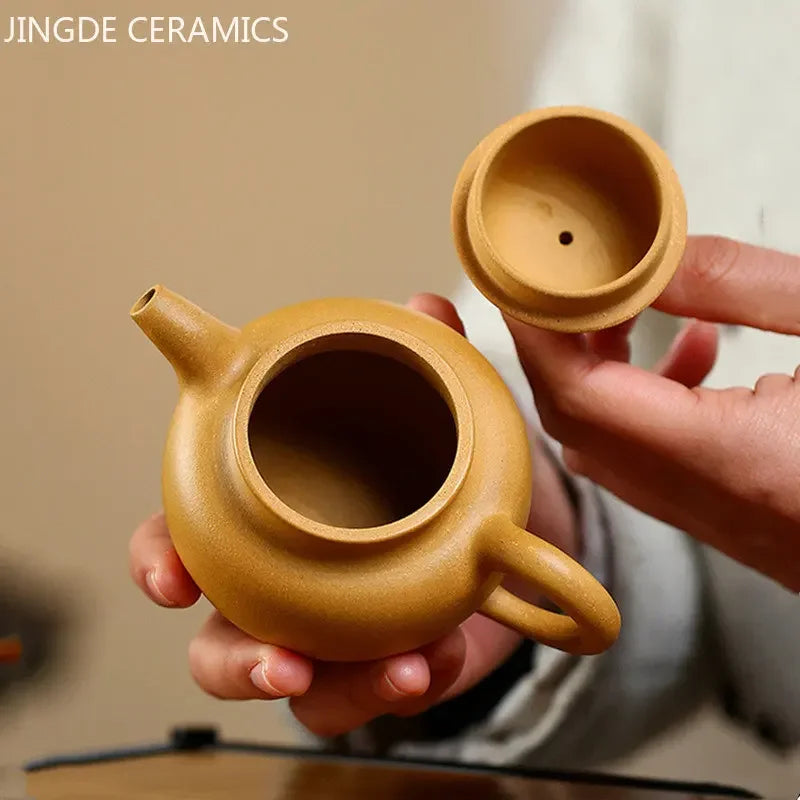 230ml Chinese Yixing Purple Clay Tea Pot Handmade Filter Beauty Kettle Raw Ore Section Mud Tea Set Antique Zisha Teapot
