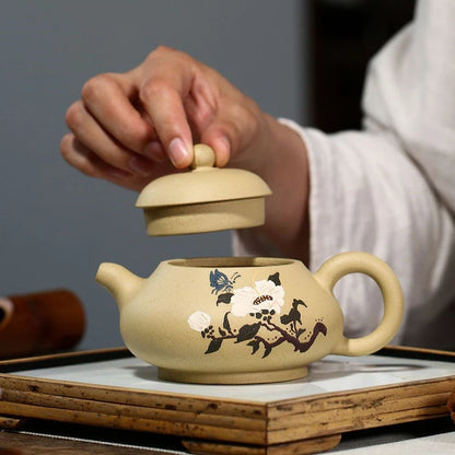 230ml Chinese Yixing Purple Clay Teapots Famous Artists Handmade Flowers Tea Pot Beauty Kettle Authentic Zisha Tea Set Teaware