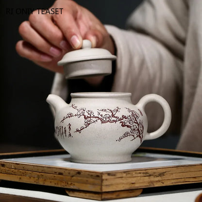 230ml High-end Yixing Purple Clay Teapots Master Hand-carved Plum Blossom Tea Pot Beauty Kettle Chinese Zisha Tea Set Collection