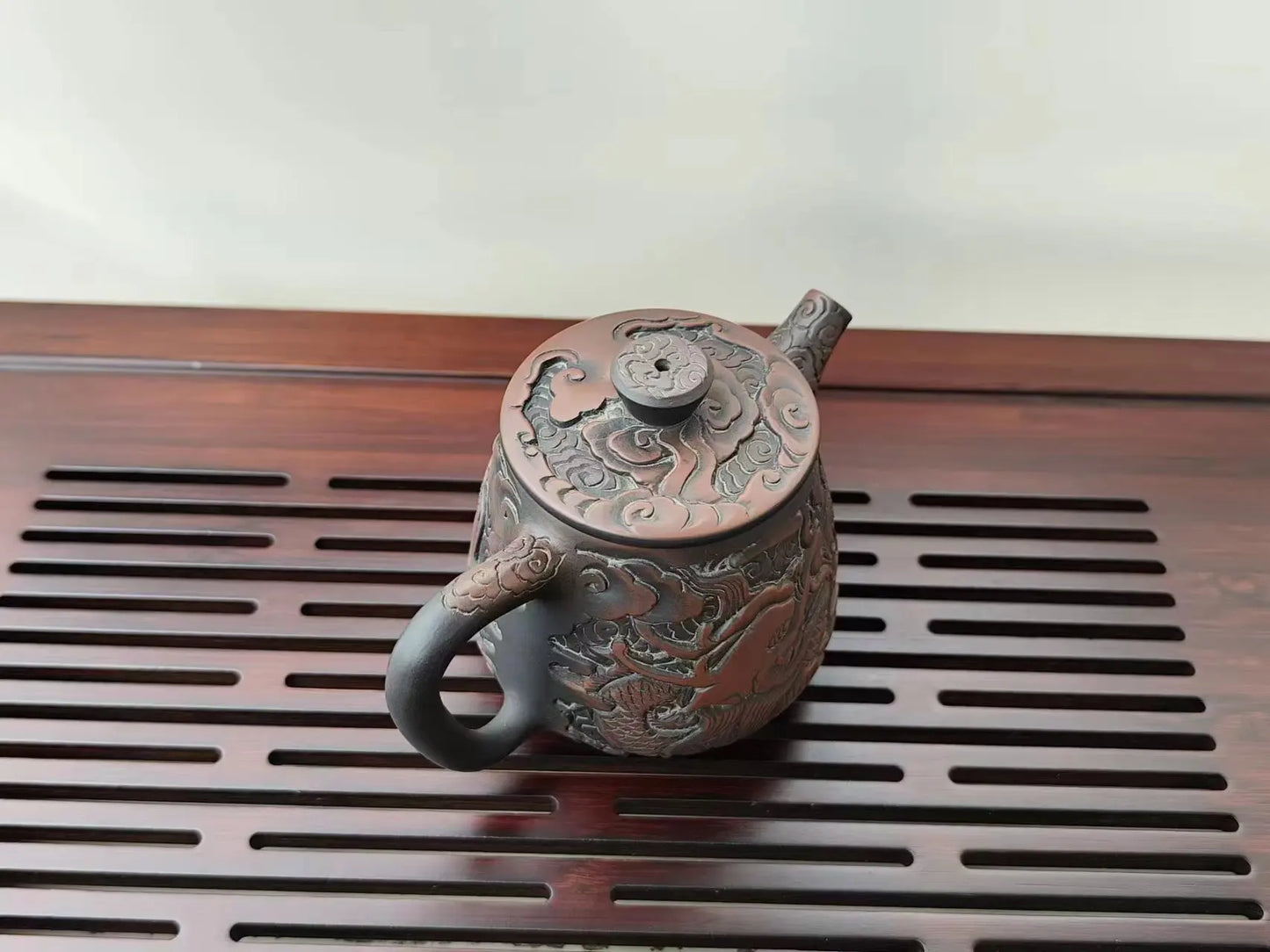 230ml Jianshui Purple Clay (not Yixing )Handmade Dragon Carving Natural Material TeaPot Kettle Teaset Ceremony Tea Accessories