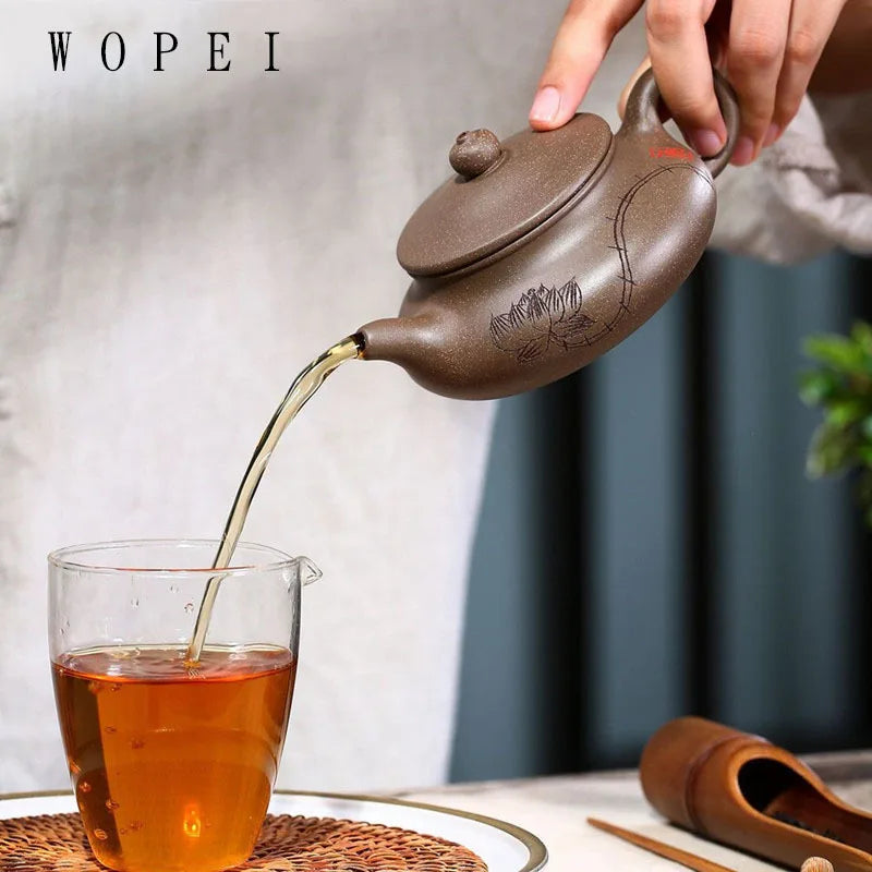 230ml Tradition Yixing Purple Clay Teapot Hand Painted Lotus Filter Tea Pot Chinese Zisha Beauty Kettle Customized Teaware Gifts