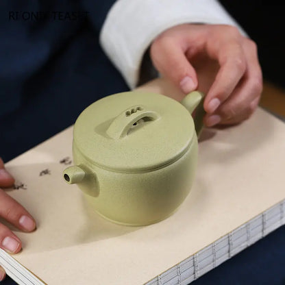 230ml Yixing High-end Purple Clay Teapots Famous Handmade Large Caliber Tea Pot Raw Ore Green Mud Kettle Chinese Zisha Tea Set