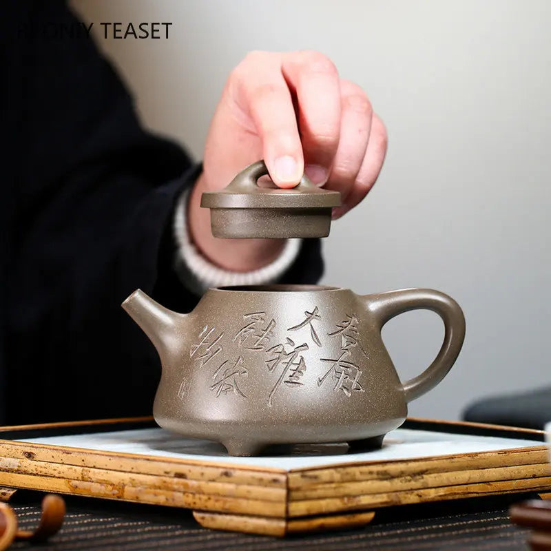 240ml Chinese Yixing Authentic Purple Clay Teapots Famous Artists Handmade High Stone Scoop Tea Pot Raw Ore Kettle Zisha Tea Set