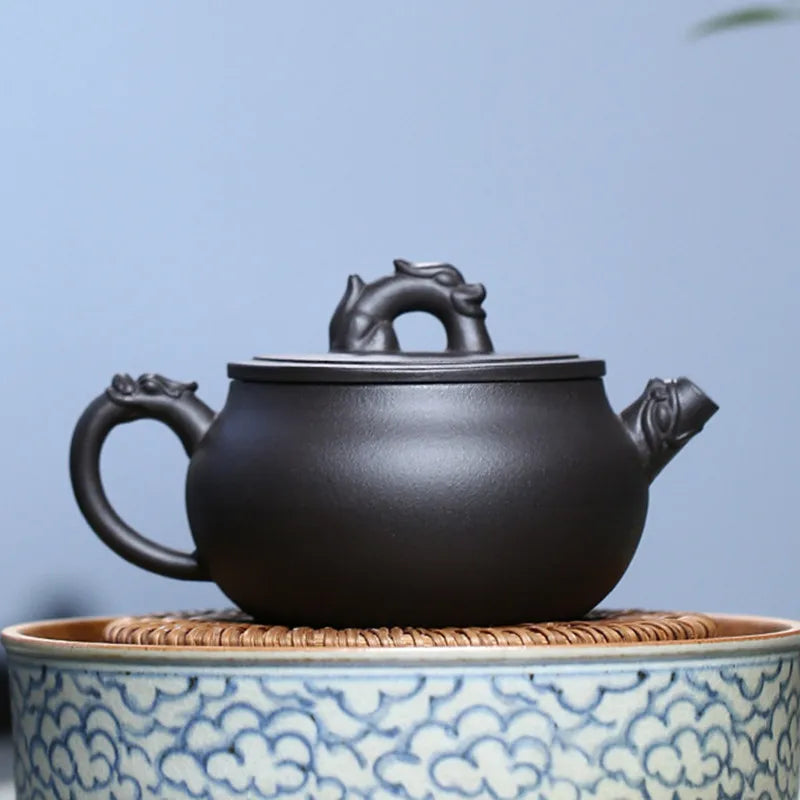 250ml Authentic Yixing Purple Clay Teapots Raw Ore Black Mud Handmade Tea Pot Household Zisha Filter Tea Kettle Chinese Teaware