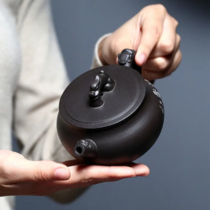 250ml Authentic Yixing Purple Clay Teapots Raw Ore Black Mud Handmade Tea Pot Household Zisha Filter Tea Kettle Chinese Teaware