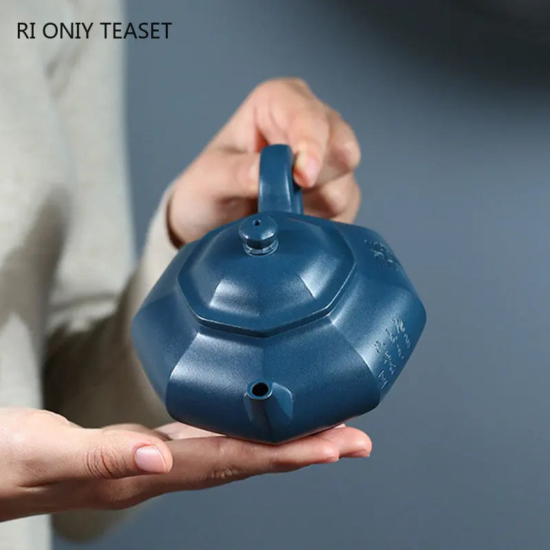 250ml Chinese Yixing Purple Clay Teapot Famous Artists Handmade Tea Pot Raw Ore Azure Mud Kettle Authentic Zisha Tea Set Teaware