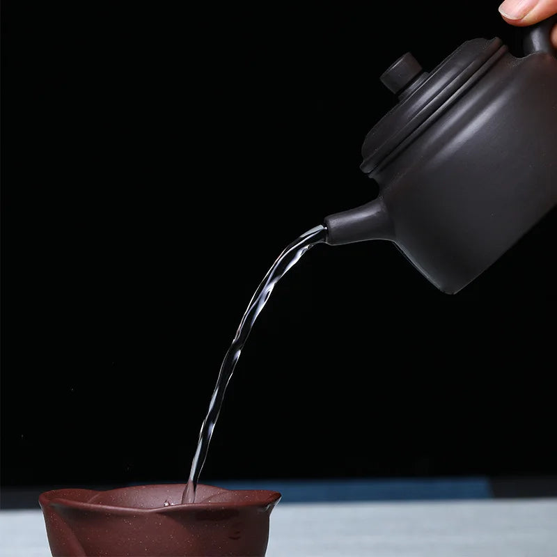 250ml Chinese Yixing Purple Clay Teapot Famous Handmade High-end Xishi Tea Pot Hand Carved Kettle Zisha Tea Set Collection
