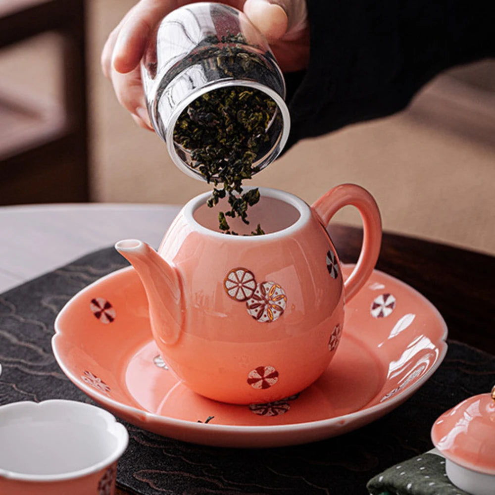 250ml Retro Palace Glazed Teapot  Honey Peach Powder Small Pot Household Tea Soaking Kettle with Ball Hole Flower Tea Cafes Gift