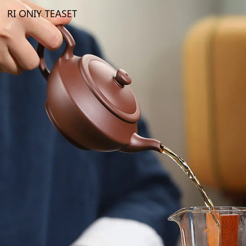 250ml Yixing High-end Purple Clay Teapots Handmade Tea Pot Raw Ore Old Purple Mud Beauty Kettle Zisha Tea Set Collection Gifts