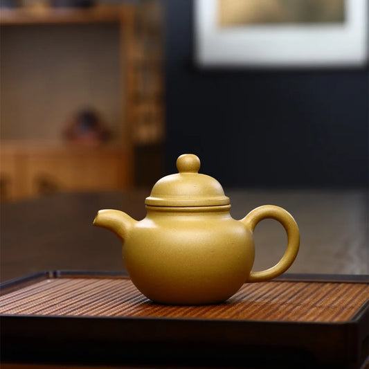 260ml Chinese Yixing Purple Clay Tea Pot Creative Teapot Handmade Beauty Kettle Raw Ore Section Mud Zisha Tea Set