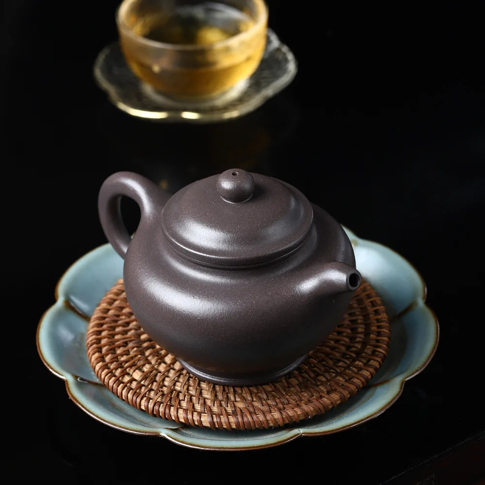 260ml Genuine Yixing City Purple Clay Teapot Chinese Zisha Teapot Master Hand-made Chinese Ceramic Kung Fu tea set
