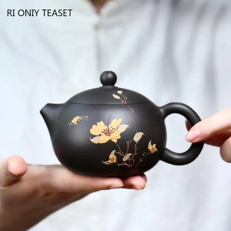 260ml Yixing Purple Clay Teapot Master Handmade Flower Pattern Xishi Tea Pot Raw Ore Black Mud Kettle Chinese Zisha Tea Set Gift