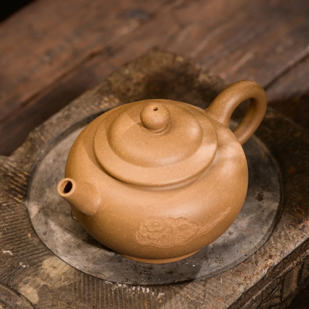 260ml Zisha Pot Handmade Black Tea Puer Tea Yixing Purple Clay Teapot Authentic Famous Old Section Mud Xiangyun Pot Tea Set