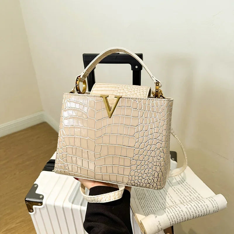 27*19*11cm Luxury Women's Shoulder Bags Designer Backpack Crossbody Shoulder Purses Handbag Women Clutch Travel tote Bag