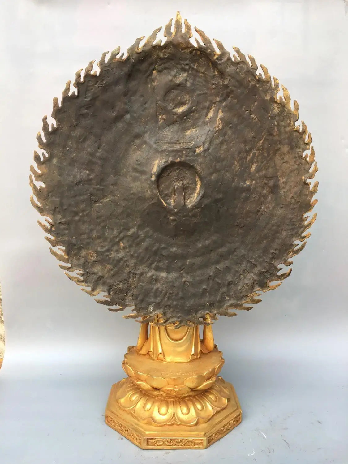 27"Tibet Temple Collection Old Bronze Gilt 1000-arm Guanyin Bodhisattva Backlit Station Buddha Worship Hall Town house