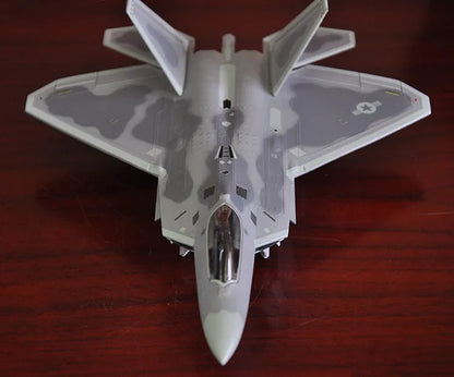 27CM long Military enthusiast # 1:72 America air force modern Simulated aircraft F-22 Fighter battleplane alloy Model statue