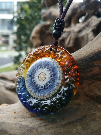 2PCS-GOOD  Buddhist supplies Greco-Buddhist pocket travel efficacious Mascot # the Buddha Mandala Crystal Pendant Amulets