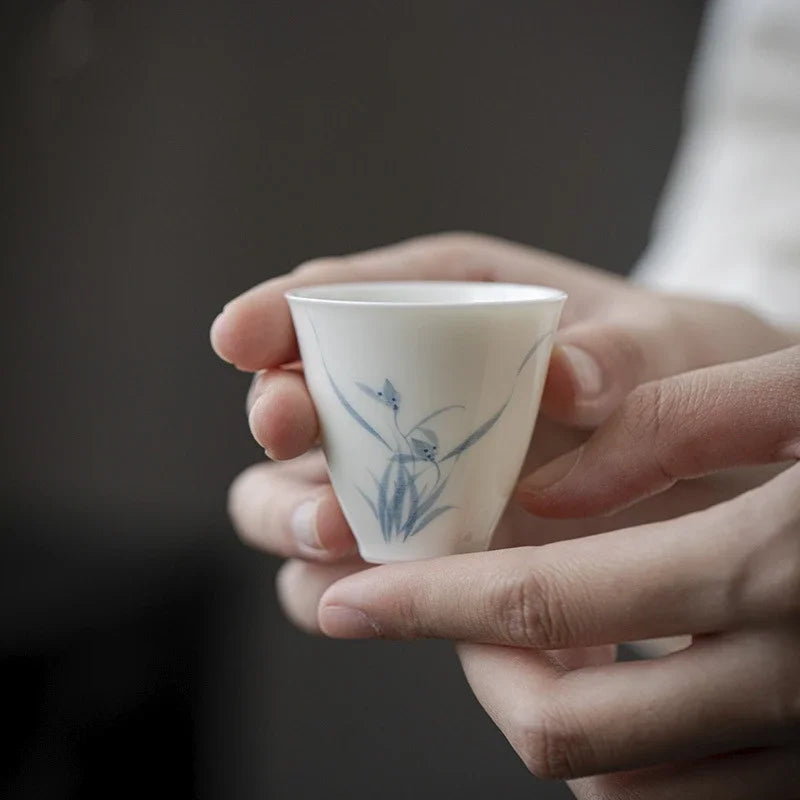 2Pcs/lot Hand Painted Orchid White Chinese Cups Ceramic Beautiful Tea Cup Set Teaware Mugs For Tea Ceremony Teacup