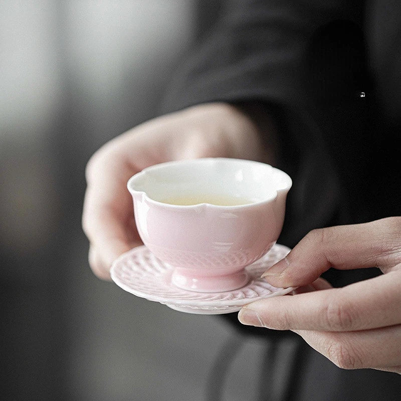 2pc/Set Infant Powder Petal Ceramic Tea Cup Small High Foot Drinking Teacup Master Cup Gentlewoman Kung Fu Tea Set Gifts 40ml