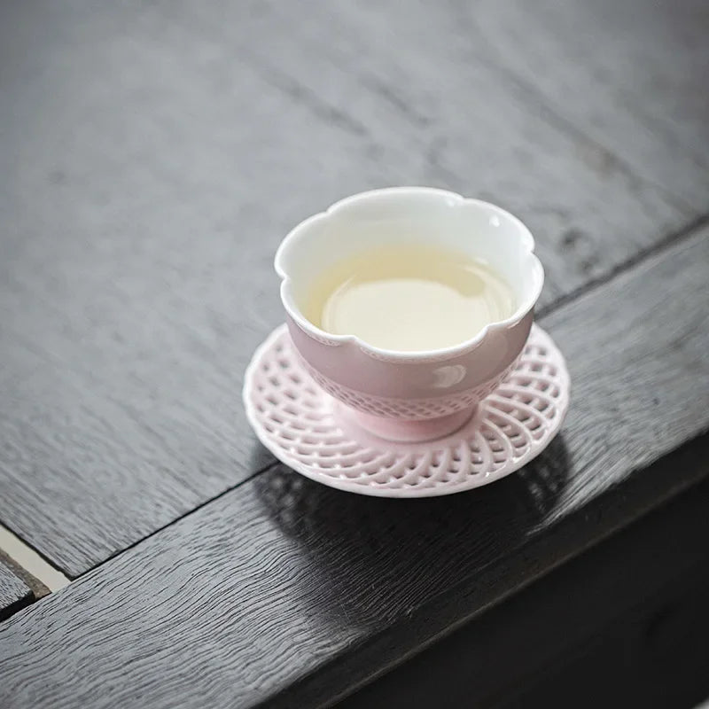 2pc/Set Infant Powder Petal Ceramic Tea Cup Small High Foot Drinking Teacup Master Cup Gentlewoman Kung Fu Tea Set Gifts 40ml
