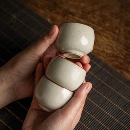 2pc/Set Retro Dehua Cream Ru Kiln Ceramic Master Cup Handmade Tea Cups Can Be Raised Personal Single Cup Kung Fu Tea Set 60ml