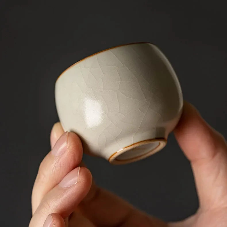 2pc/Set Retro Dehua Cream Ru Kiln Ceramic Master Cup Handmade Tea Cups Can Be Raised Personal Single Cup Kung Fu Tea Set 60ml