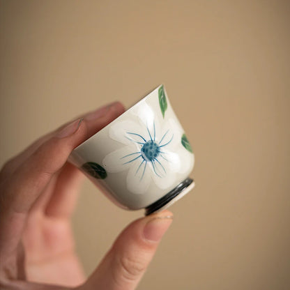 2pc/set Pure Hand Painted Camellia Ceramic Teacup Underglaze Color Master Cup Household Mugs Kung Fu Tea Set Accessories 50ml
