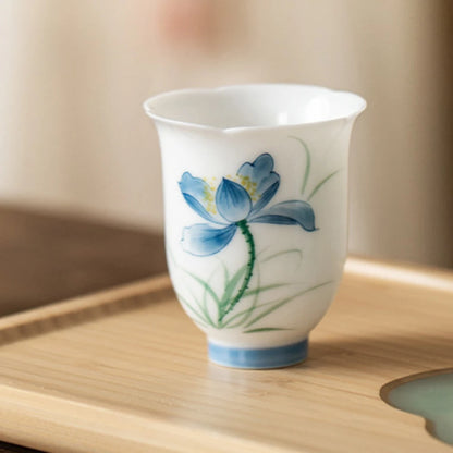 2pc/set Pure Hand Painted Magnolia Ceramic Tea Cup Scholar Female Smell Cup Small Fragrance Master Mug Kung Fu Tea Set Gift 50ml