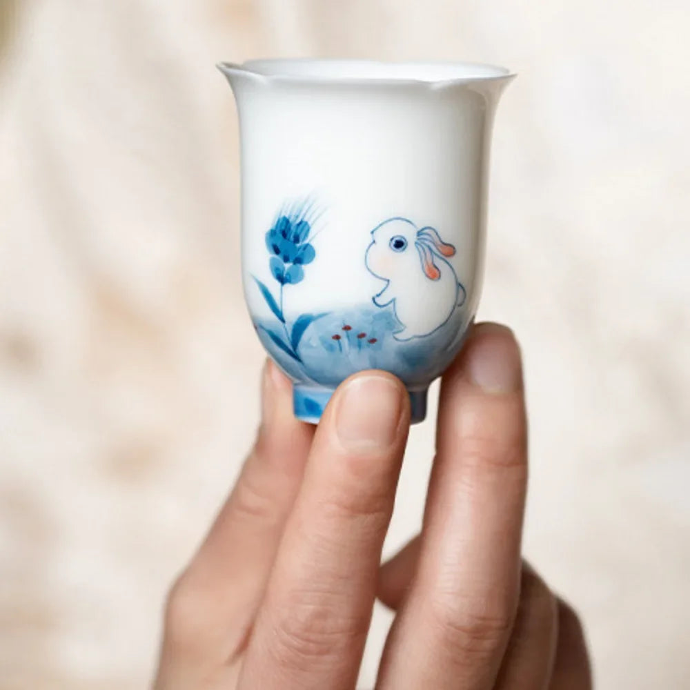 2pc/set Pure Hand Painted Magnolia Ceramic Tea Cup Scholar Female Smell Cup Small Fragrance Master Mug Kung Fu Tea Set Gift 50ml